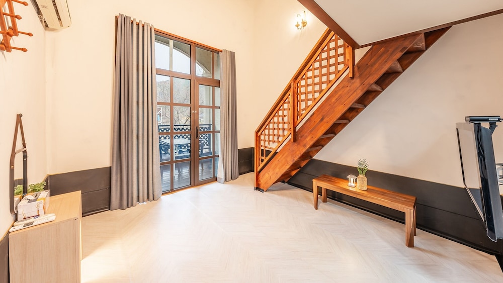 Basic Room, 1 Bedroom (Room 206) - Photo 1