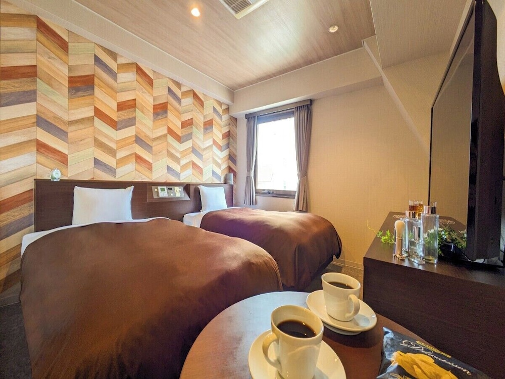 [Renovated]Twin Room, Non Smoking - Photo 1