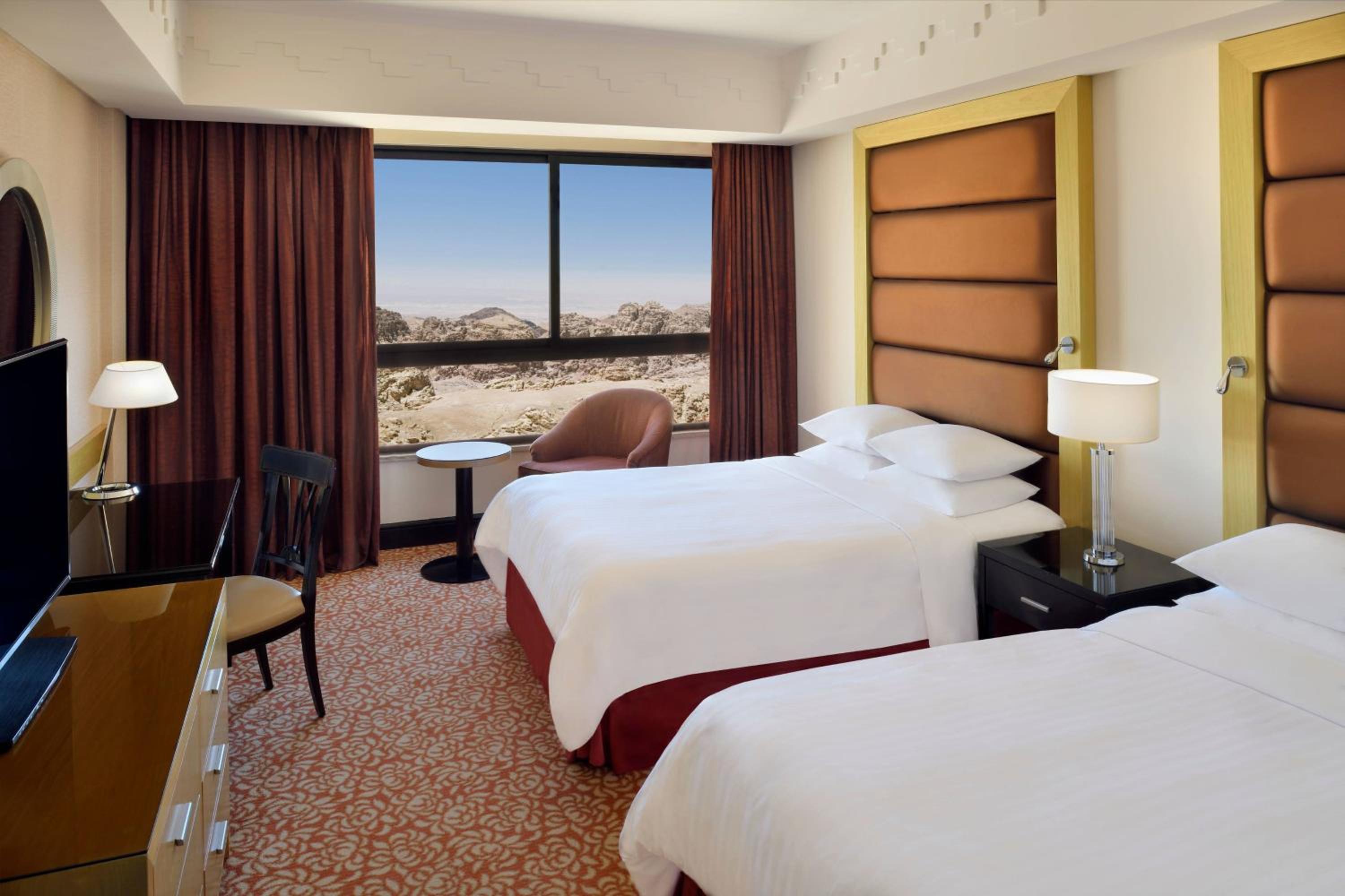 Mountain Premium Room, 2 Double photo 2