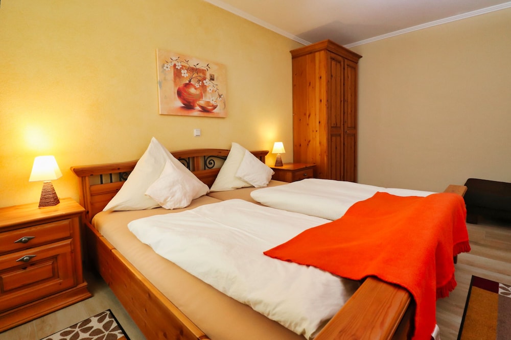 Comfort Suite photo 1