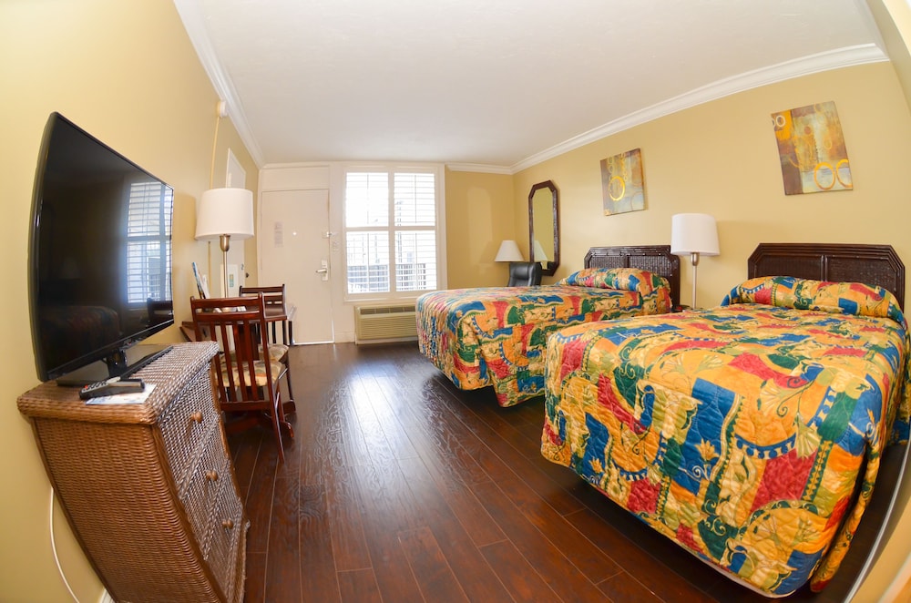 Standard Double Room, 2 Double Beds - Photo 11