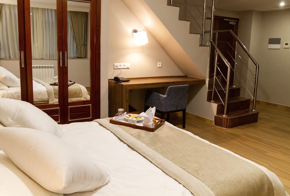 Traditional Duplex, 2 Double Beds photo 2