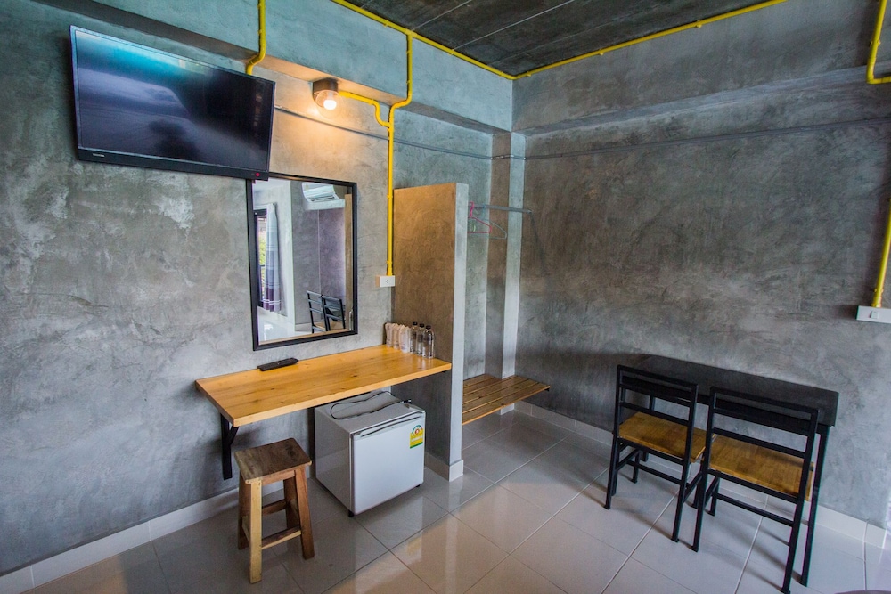 Standard Triple Room - Photo 7