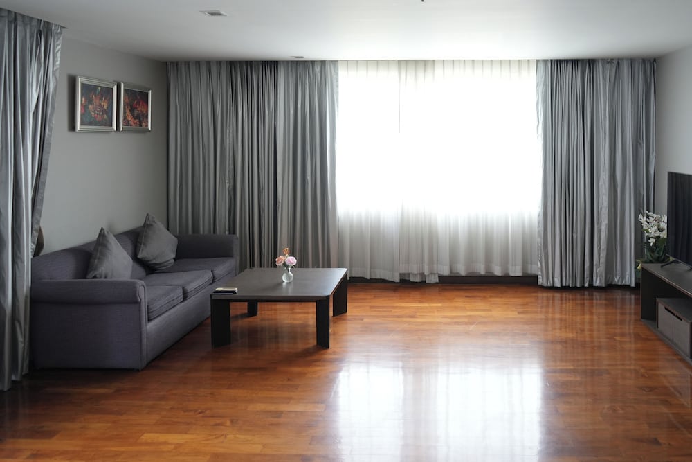 Penthouse photo 2