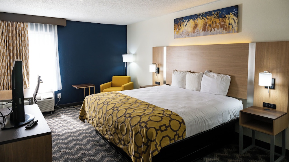 Standard Room, 1 King Bed - Photo 2