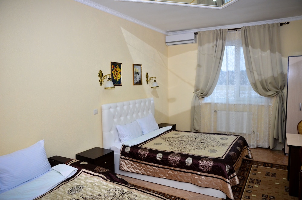 Standard Twin Room photo 3