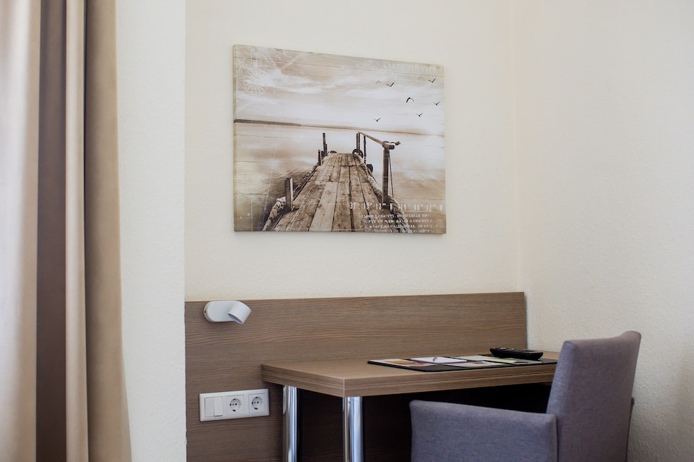 Standard Twin Room photo 3
