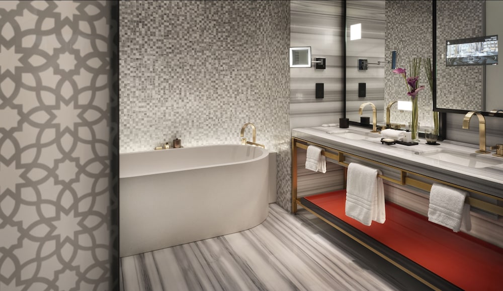 Executive Suite photo 3