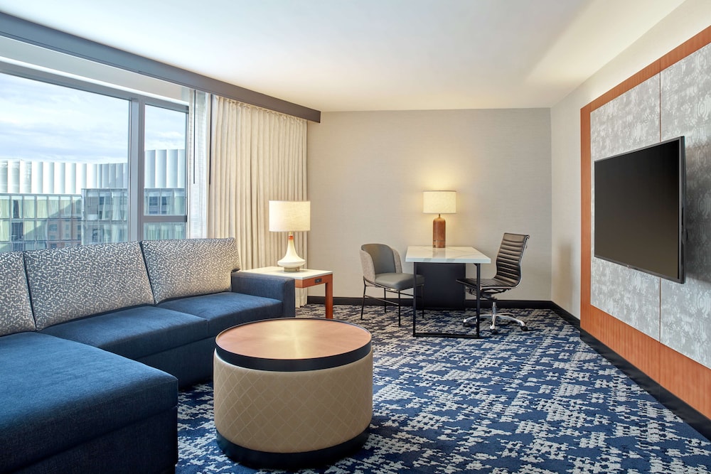 Premium Suite, 2 Double Beds, Corner photo 1