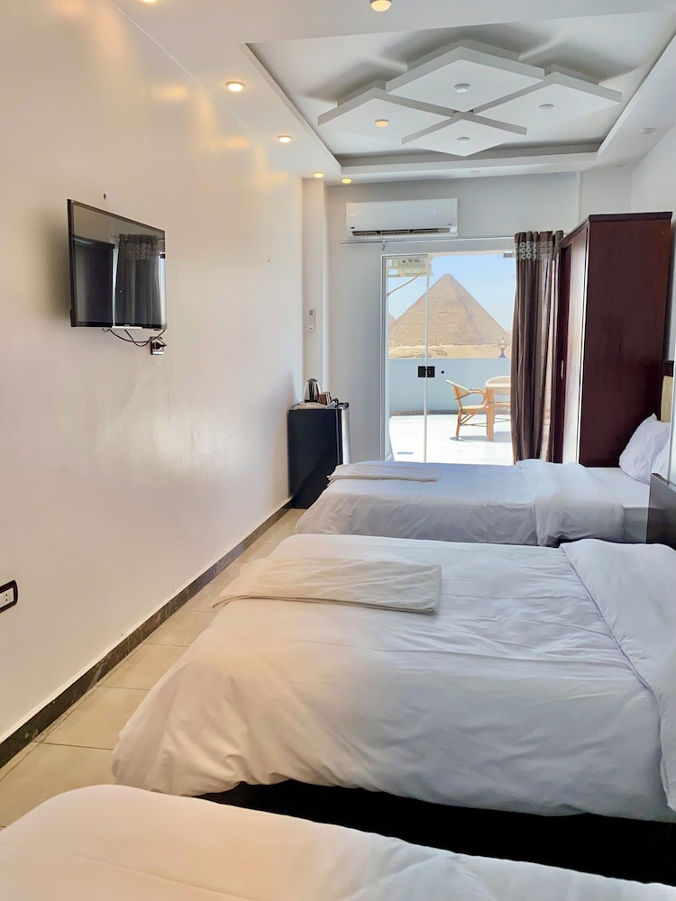 Deluxe Quadruple Room photo 1