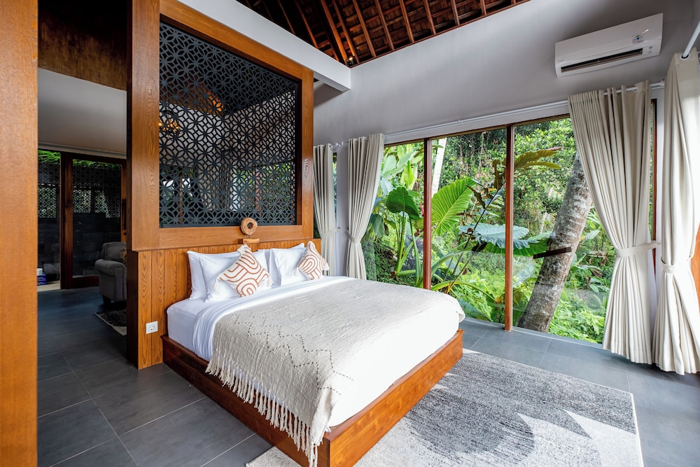 One Bedroom Private Pool Villa with Valley View - Photo 8