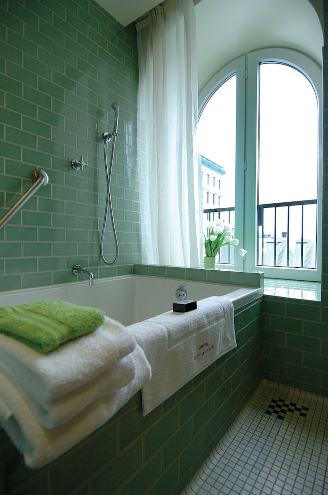 Room, Terrace (Luxe) - Photo 17