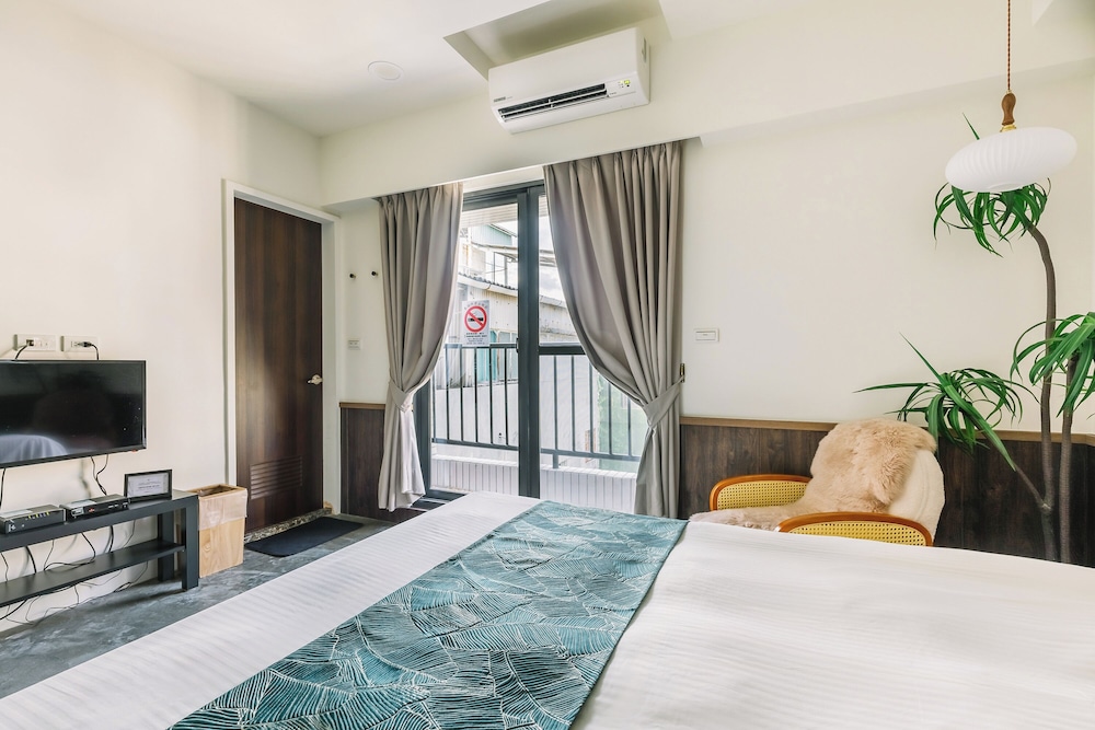 Standard Double Room - Photo 6