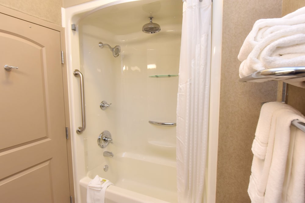 Suite, 1 King Bed