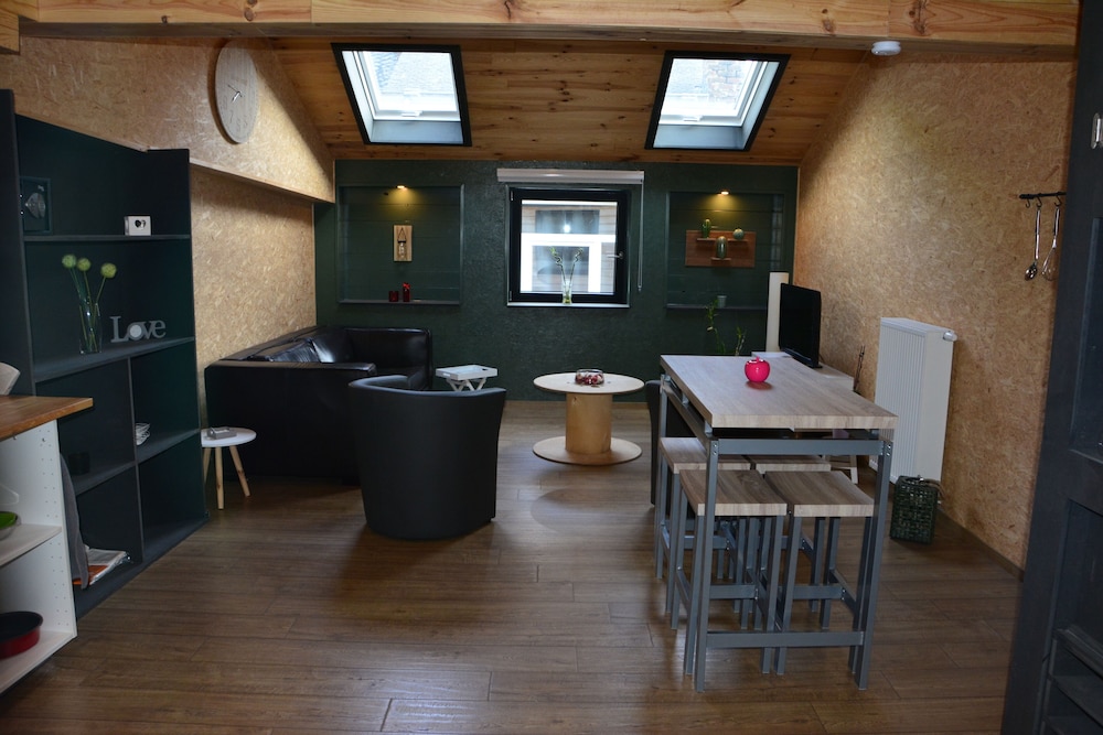 Apartment photo 1