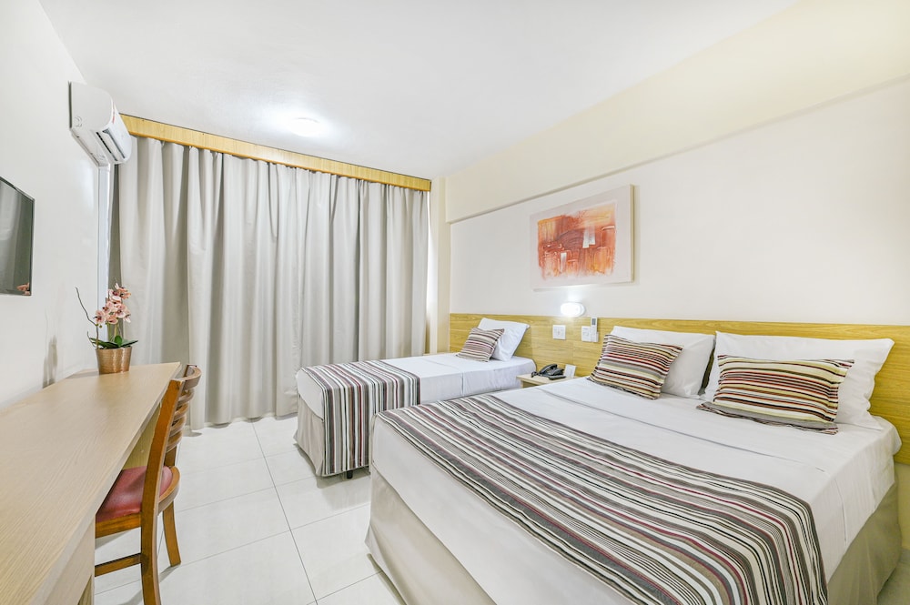 Executive Room - Photo 2