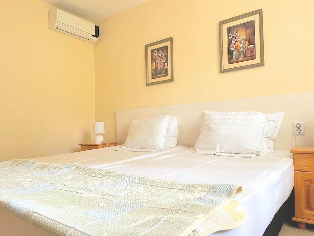 Economy Double Room, Patio - Photo 9