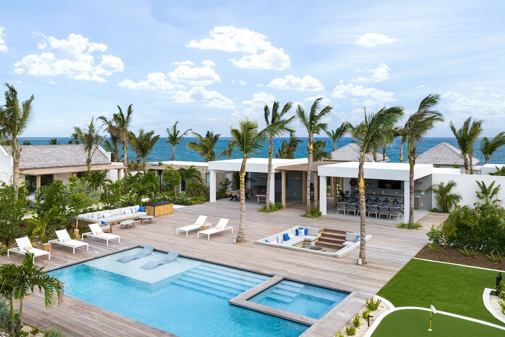 Luxury Villa, 10 Bedrooms, Private Pool, Oceanfront (dream Estate)