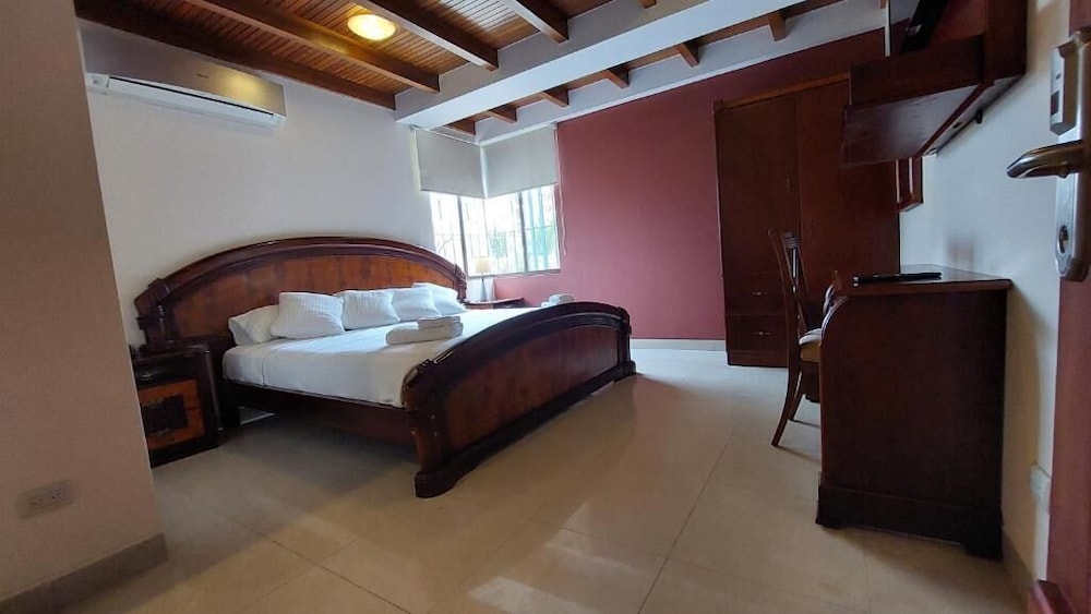 Room, 1 Queen Bed, Balcony, Ocean View