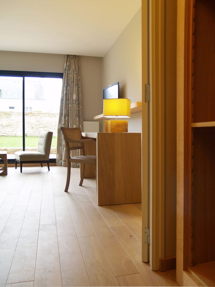 Standard Double or Twin Room, Garden View photo 3