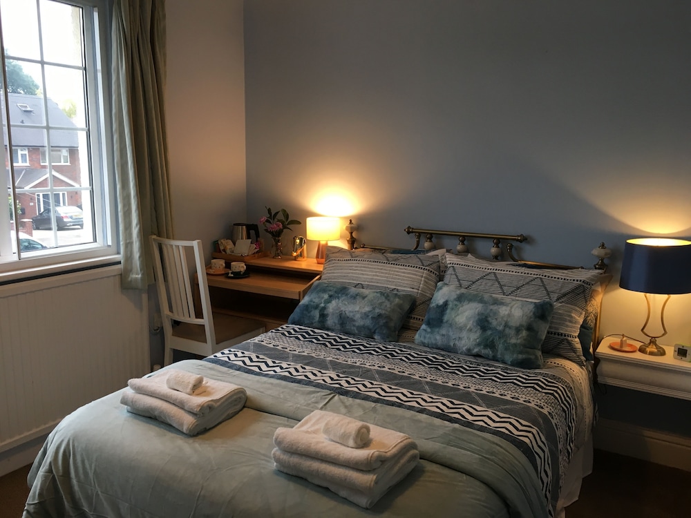 Standard Double Room, Shared Bathroom, Garden View photo 1