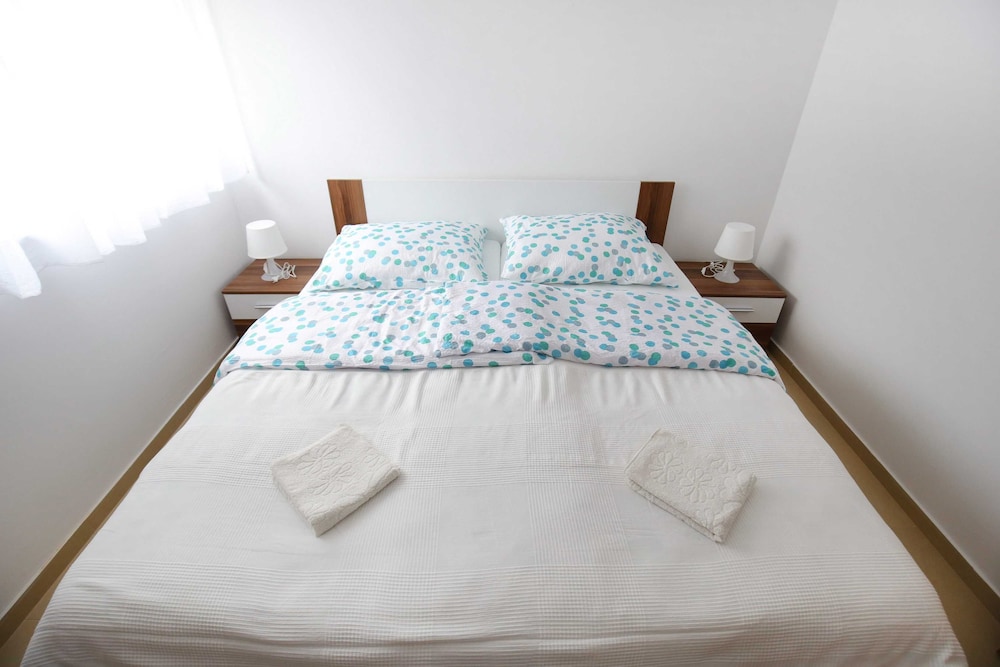 Apartment (One Bedroom Apartment with Terrace) photo 2