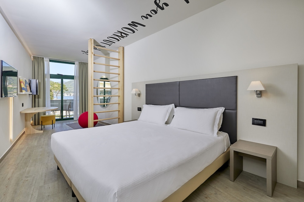 Superior Double Room, Lake View
