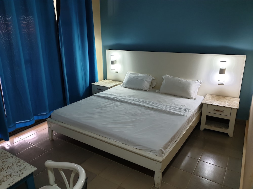 Deluxe Double Room, Pool View photo 2