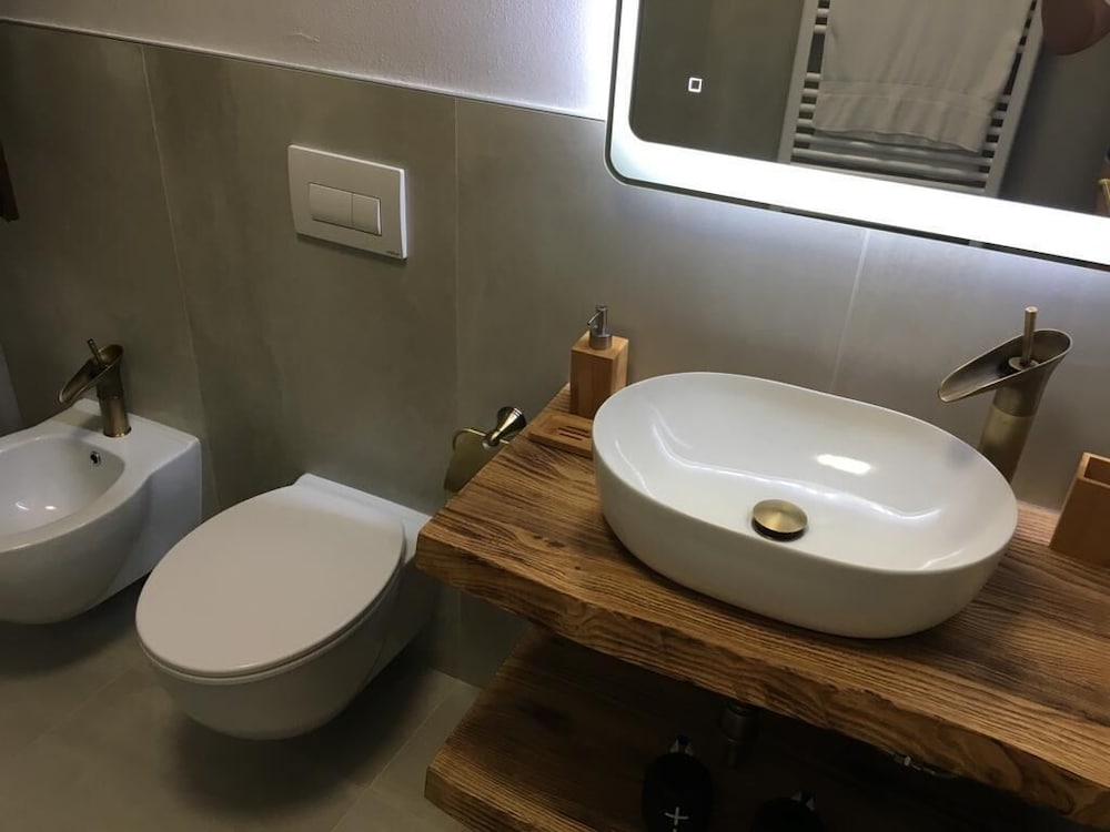 Traditional Room, Non Smoking, Private Bathroom photo 2