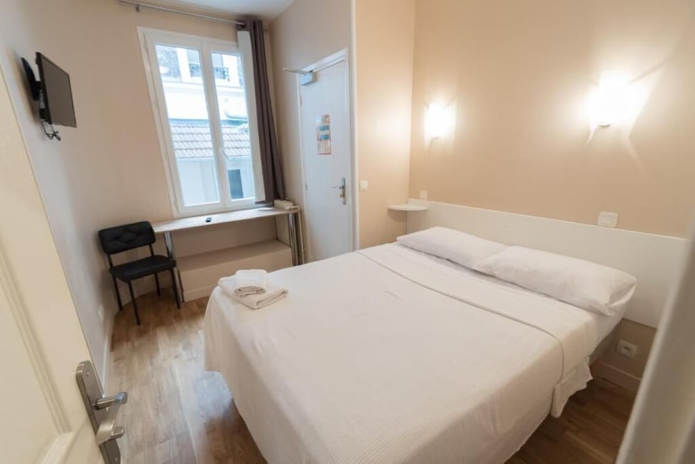 Classic Double Room - Photo 4