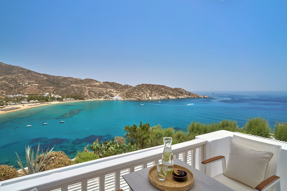 Deluxe Room, Sea View - Photo 3