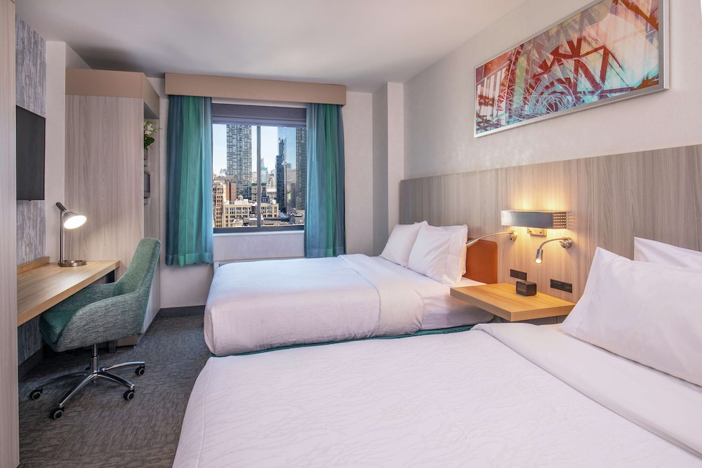 Room, 2 Queen Beds, Non Smoking (Higher Floor)
