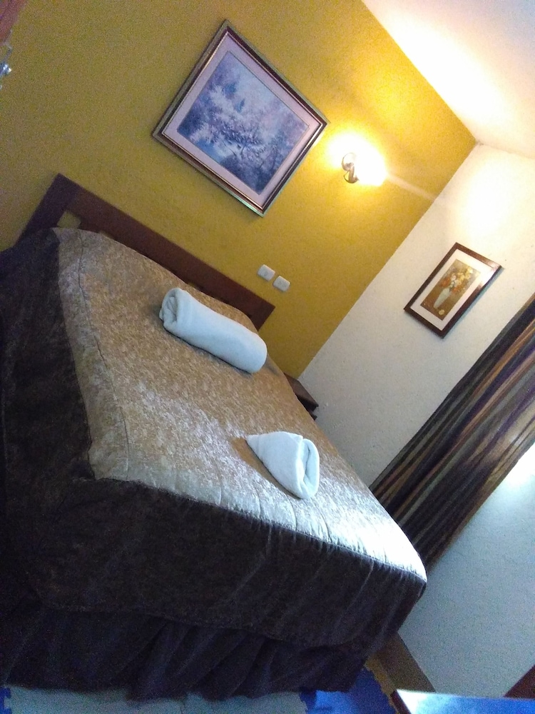 Single Room photo 1
