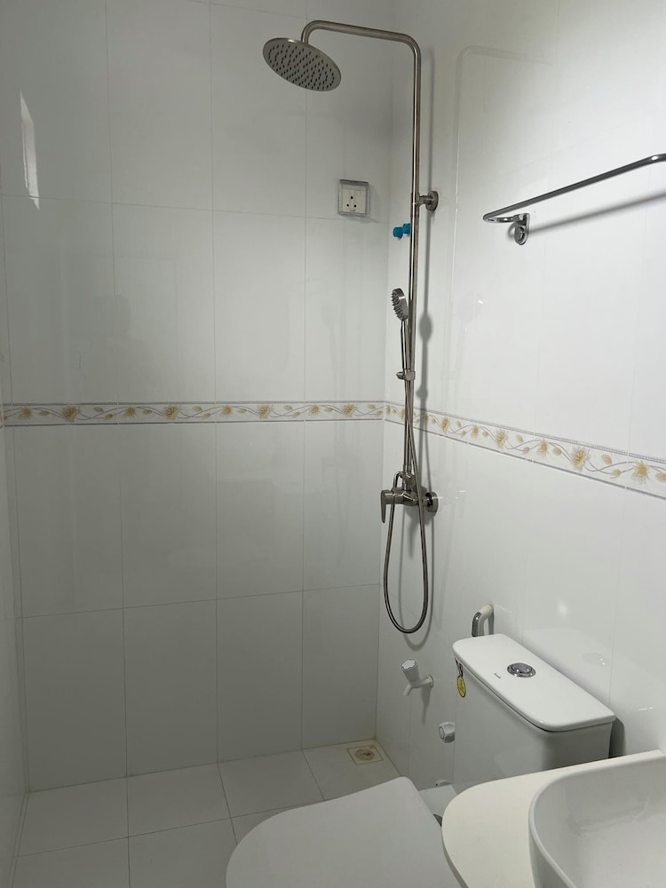 Standard Double Room - Photo 5