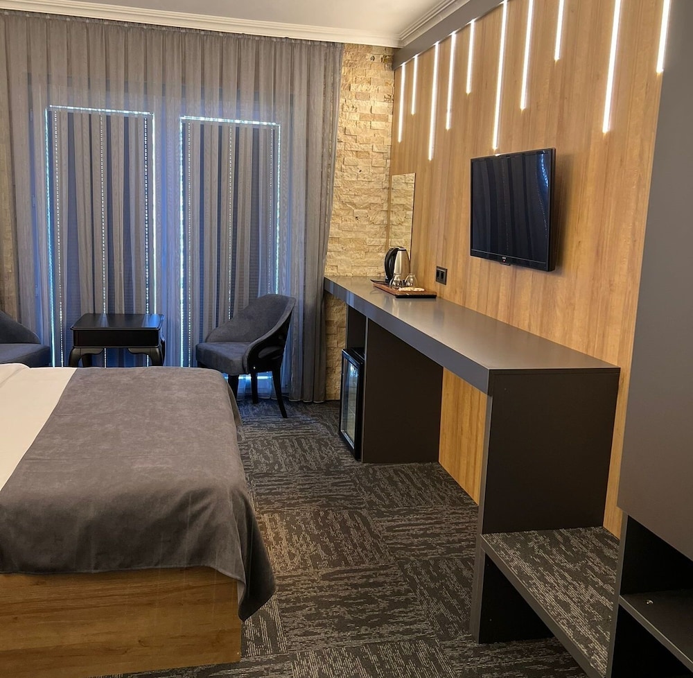 Standard Room, City View photo 2
