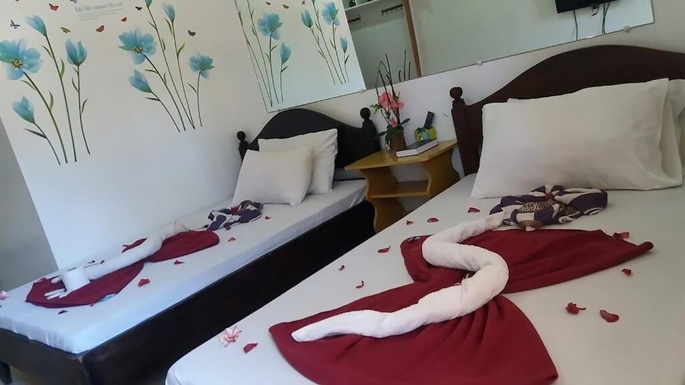 Twin Room, 2 Double Beds photo 1