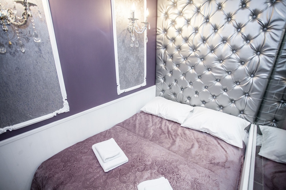 Basic Double Room, No Windows