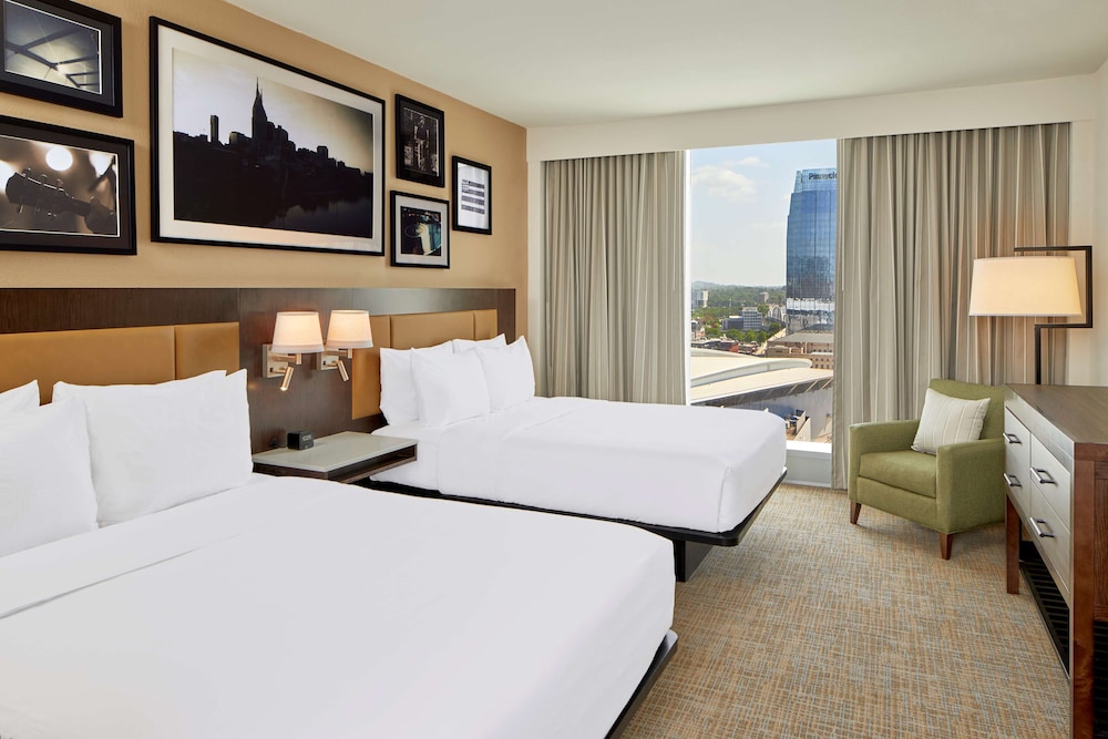 Suite, 2 Queen Beds, City View - Photo 4