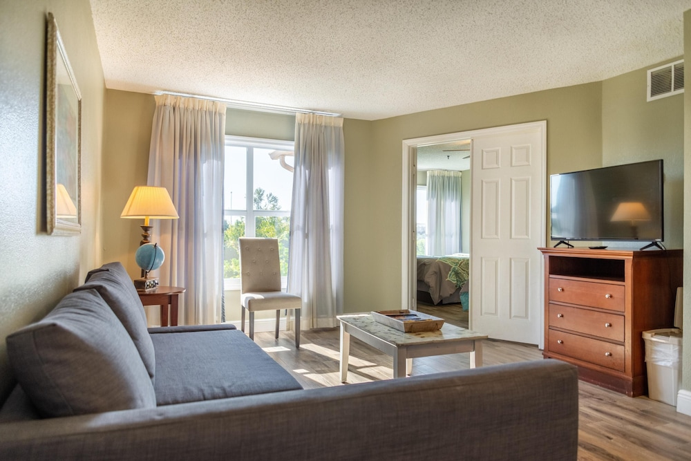 Studio (Double bed studio with community pool)
