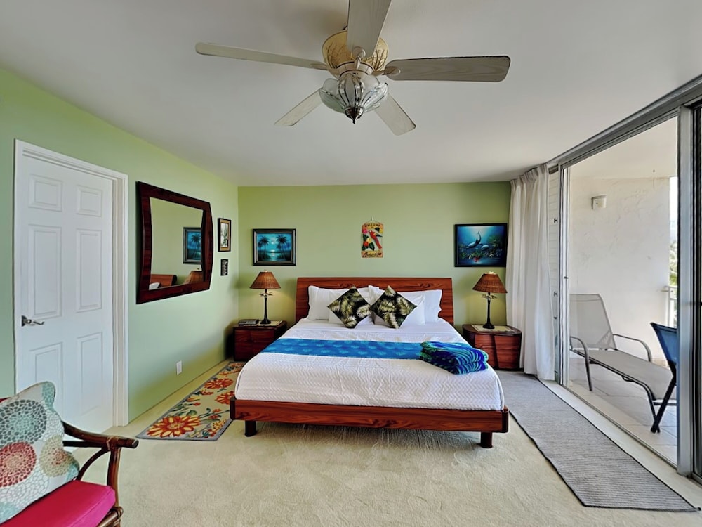 Condo (1 Bedroom) photo 1