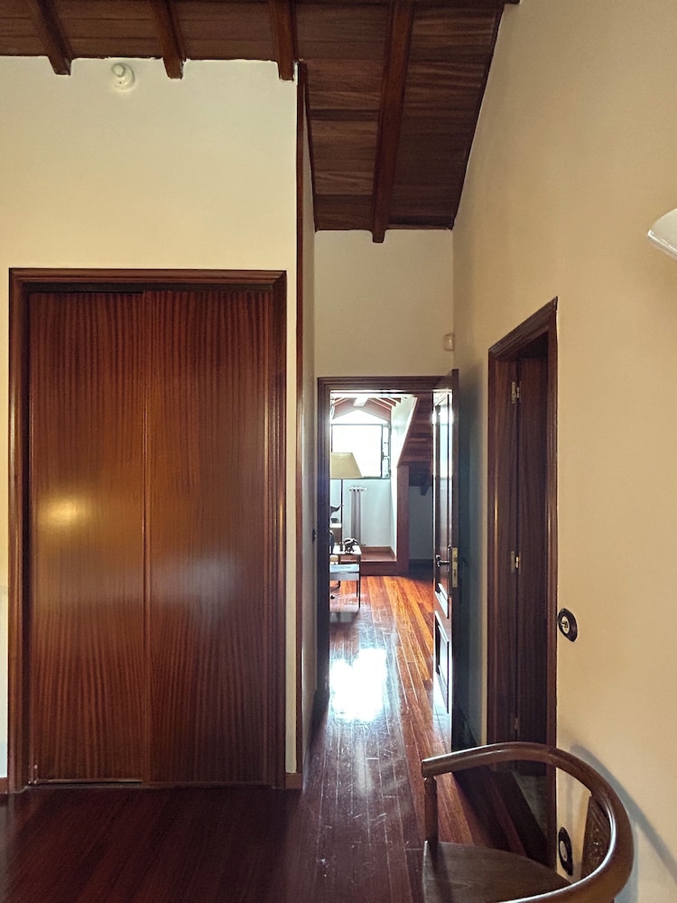 Superior Room, Mountain View photo 3