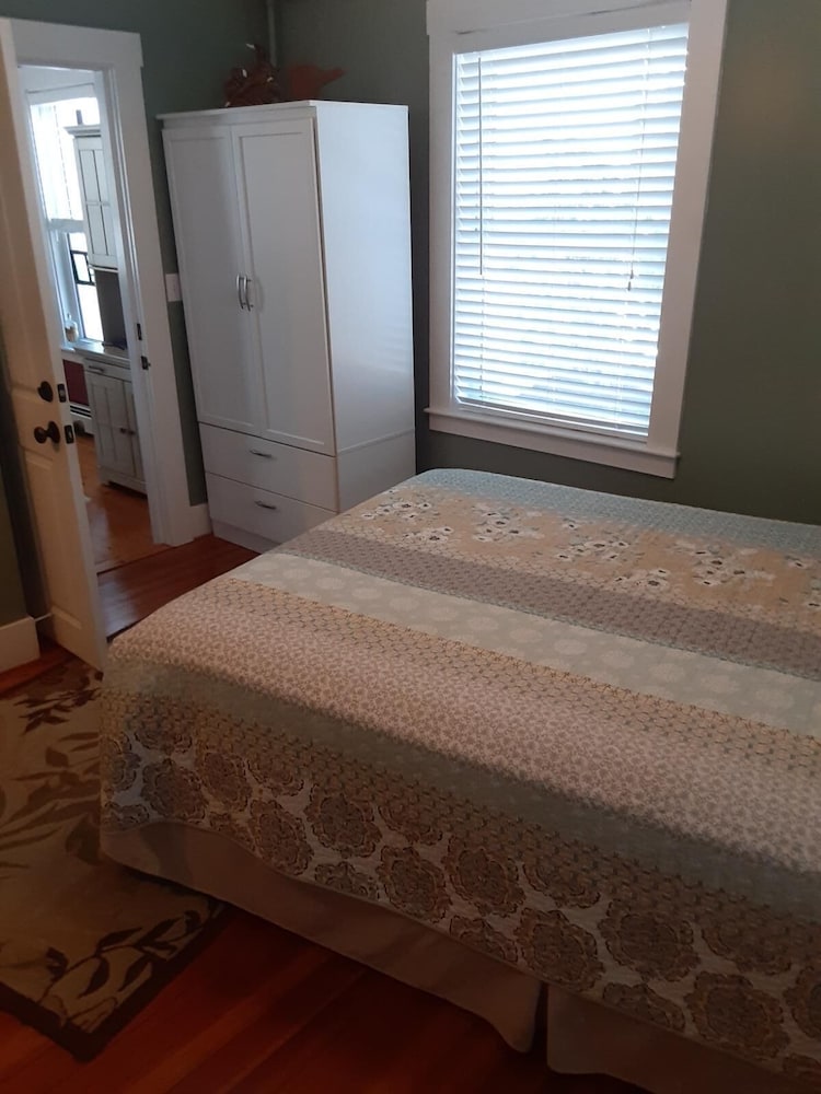 Double Room, 1 Queen Bed photo 3