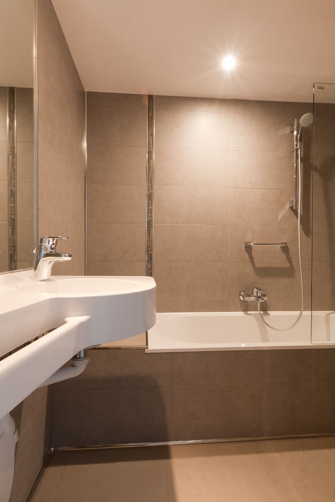 Double or Twin Room photo 1