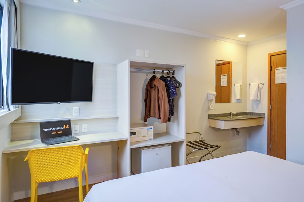 Standard Double Room - Photo 7