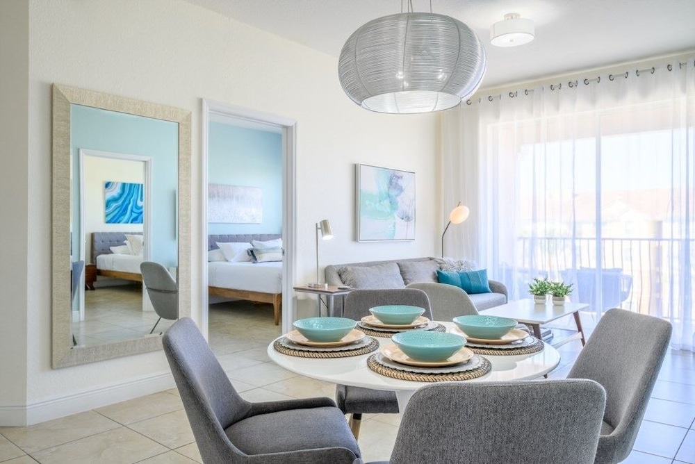 Condo, 3 Bedrooms