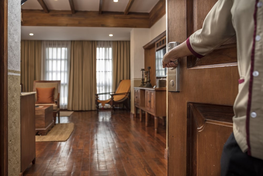 Executive Suite, 1 King Bed photo 3