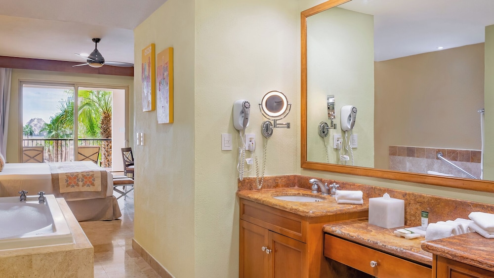 Two Bedroom Suite - Photo 9