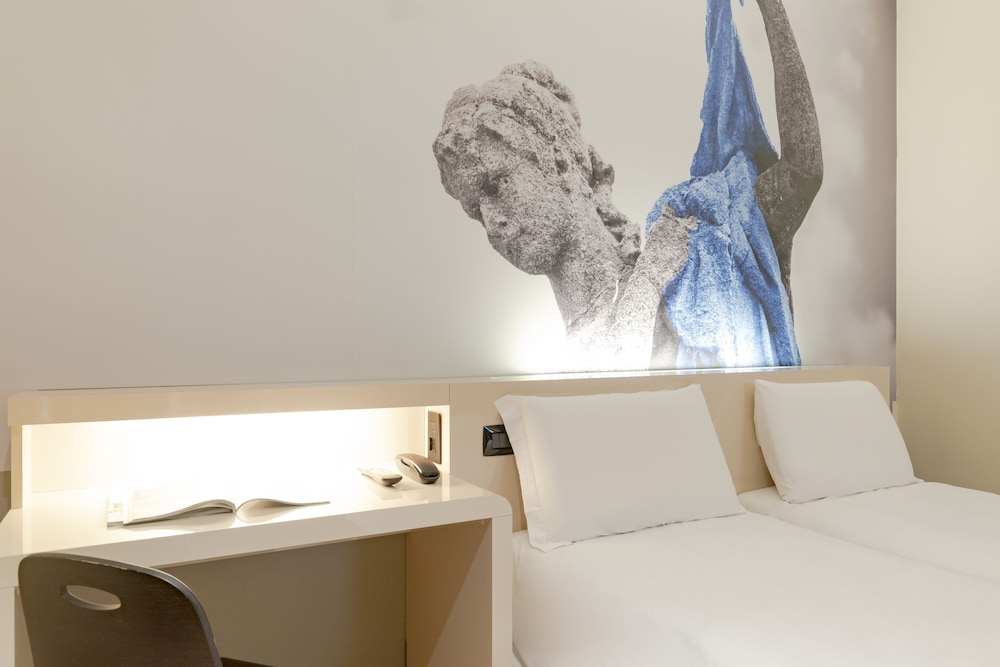 Economy Twin Room, Non Smoking