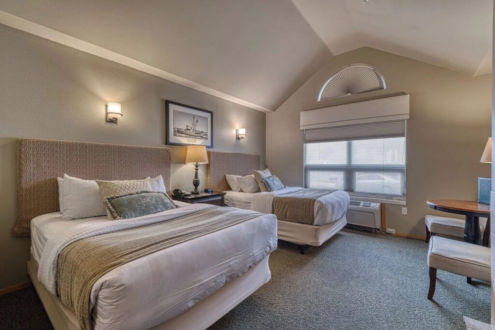 Classic Double Room, Harbor View