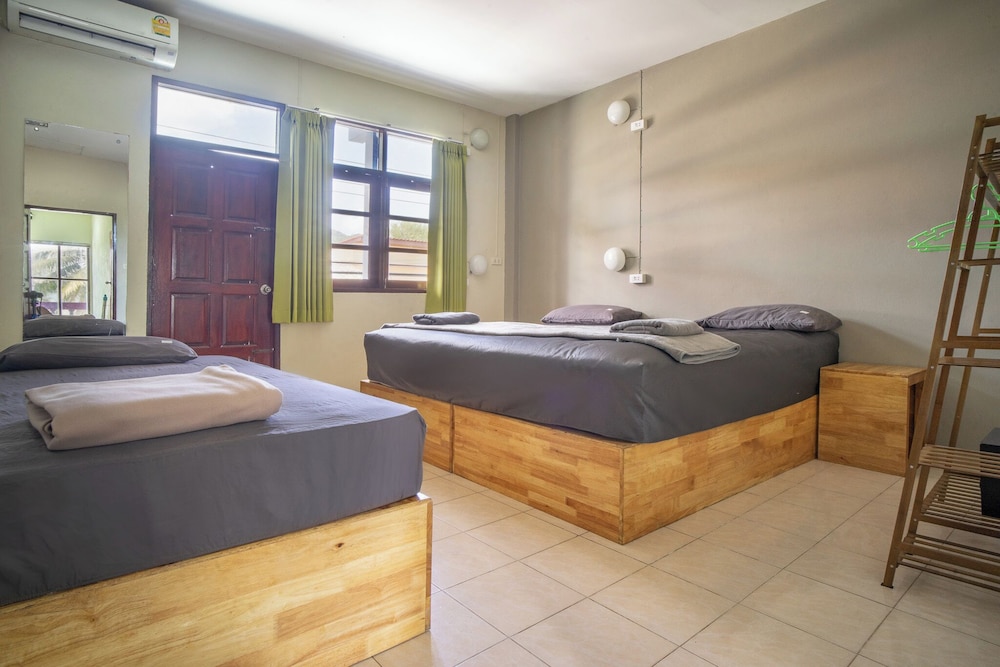 Standard Room photo 2